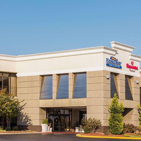Baymont By Wyndham Fayetteville Fort Bragg Area Eksteriør billede