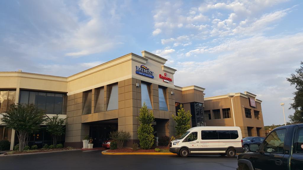 Baymont By Wyndham Fayetteville Fort Bragg Area Eksteriør billede