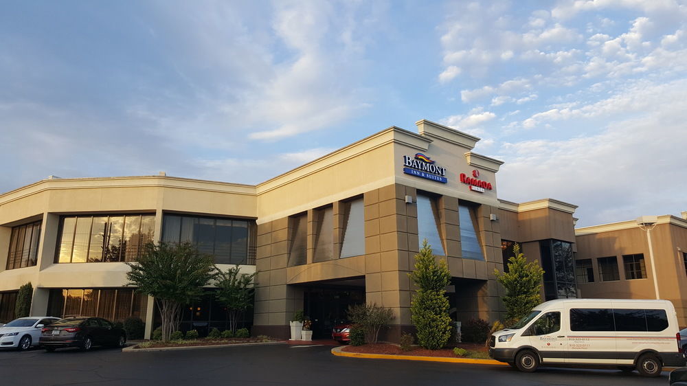 Baymont By Wyndham Fayetteville Fort Bragg Area Eksteriør billede