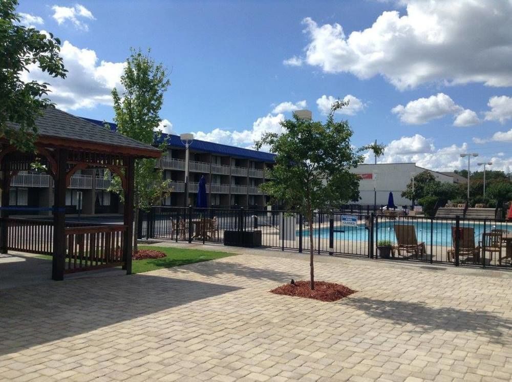 Baymont By Wyndham Fayetteville Fort Bragg Area Eksteriør billede
