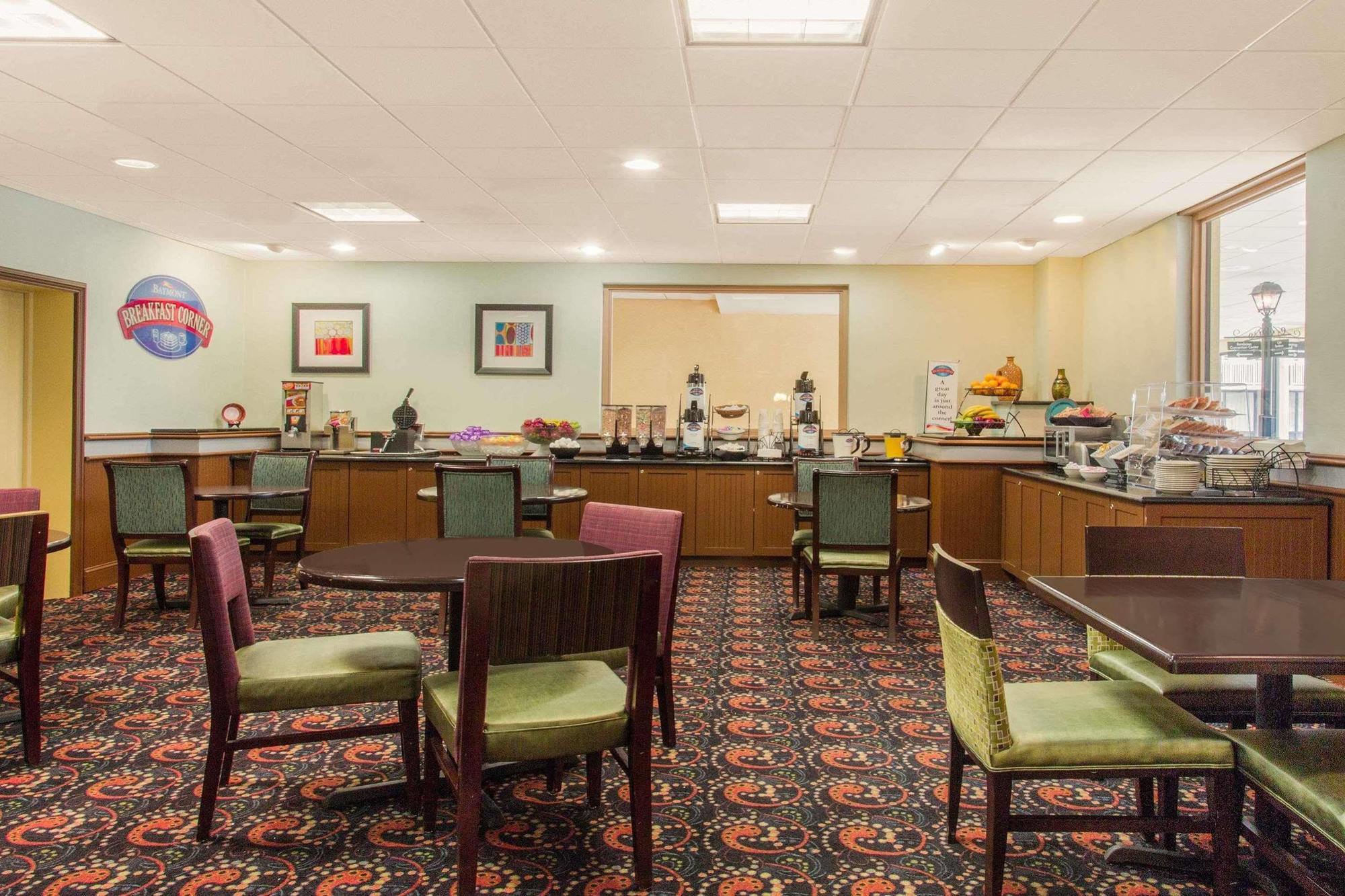 Baymont By Wyndham Fayetteville Fort Bragg Area Eksteriør billede