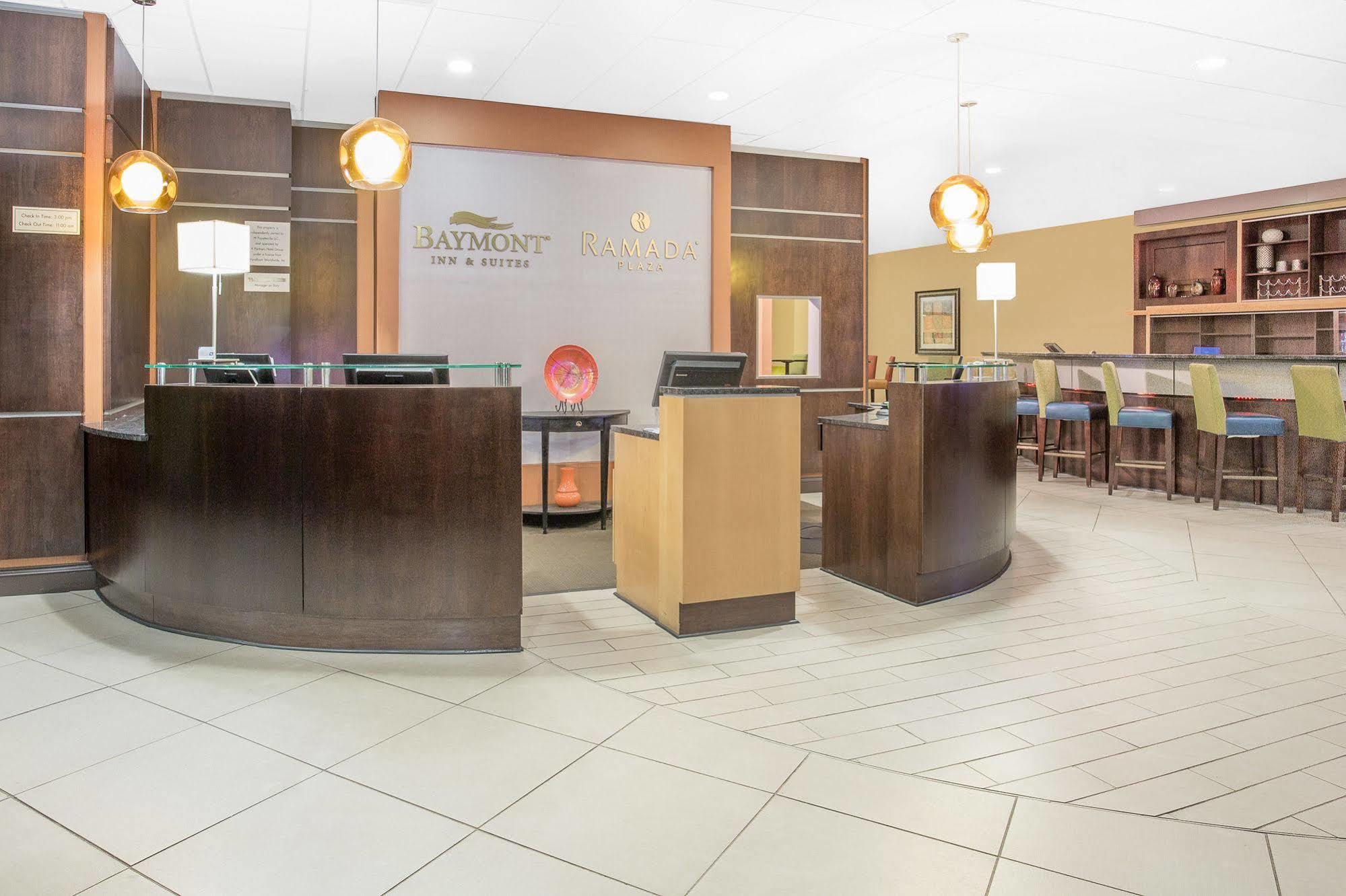 Baymont By Wyndham Fayetteville Fort Bragg Area Eksteriør billede