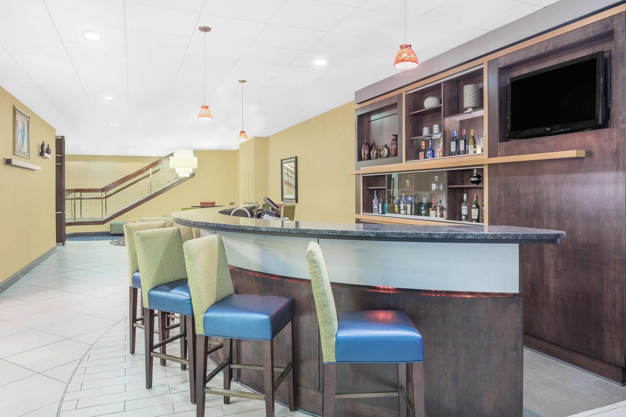 Baymont By Wyndham Fayetteville Fort Bragg Area Eksteriør billede